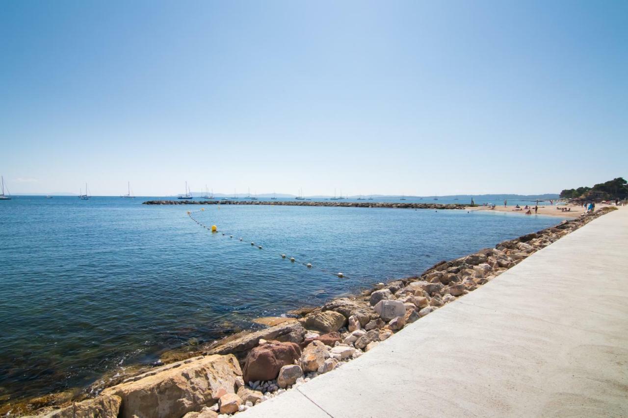 "Les Voiles" Hyeres Apartment Bagian luar foto